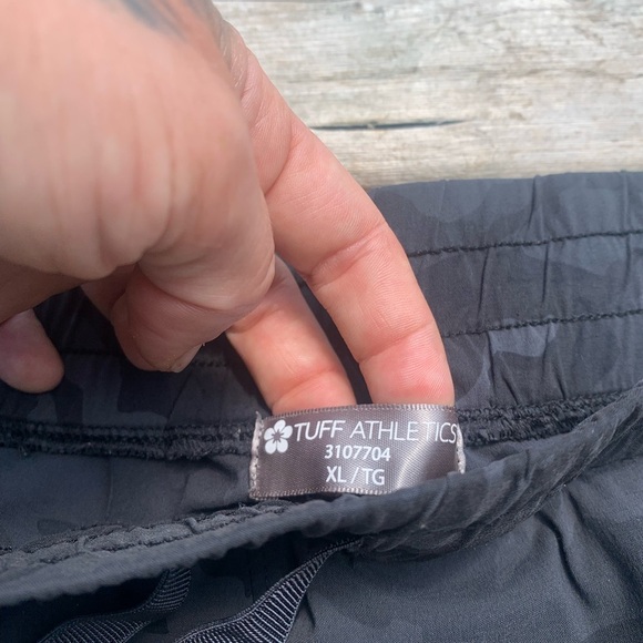 Men's Tuff Athletics Black Camo Athletic Shorts - XL - Picture 3 of 7